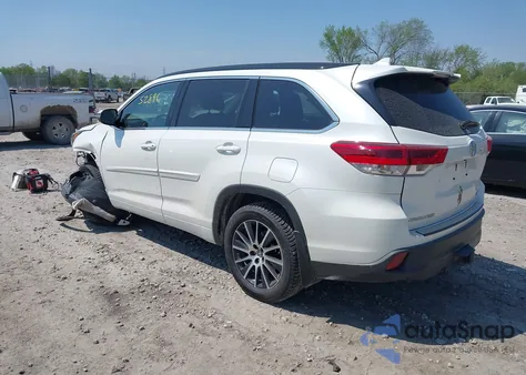 2017 Toyota Highlander Se из США, поврежденный, VIN 5TDJZRFH1HS515030